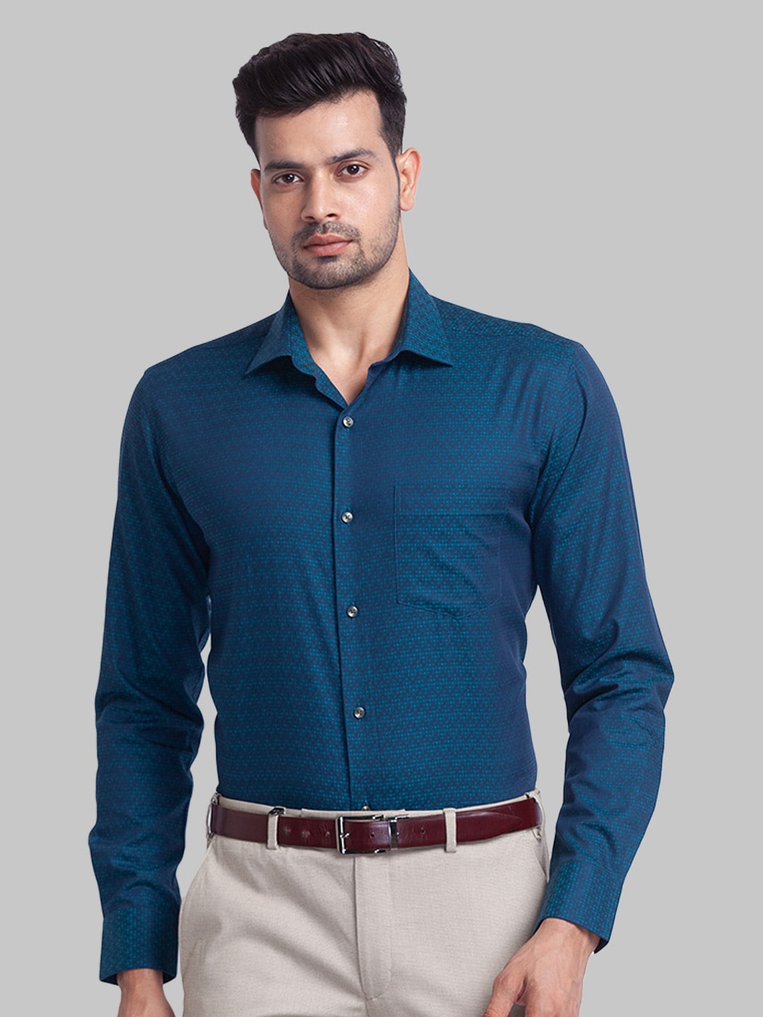 

Park Avenue Men Teal Slim Fit Formal Cotton Shirt