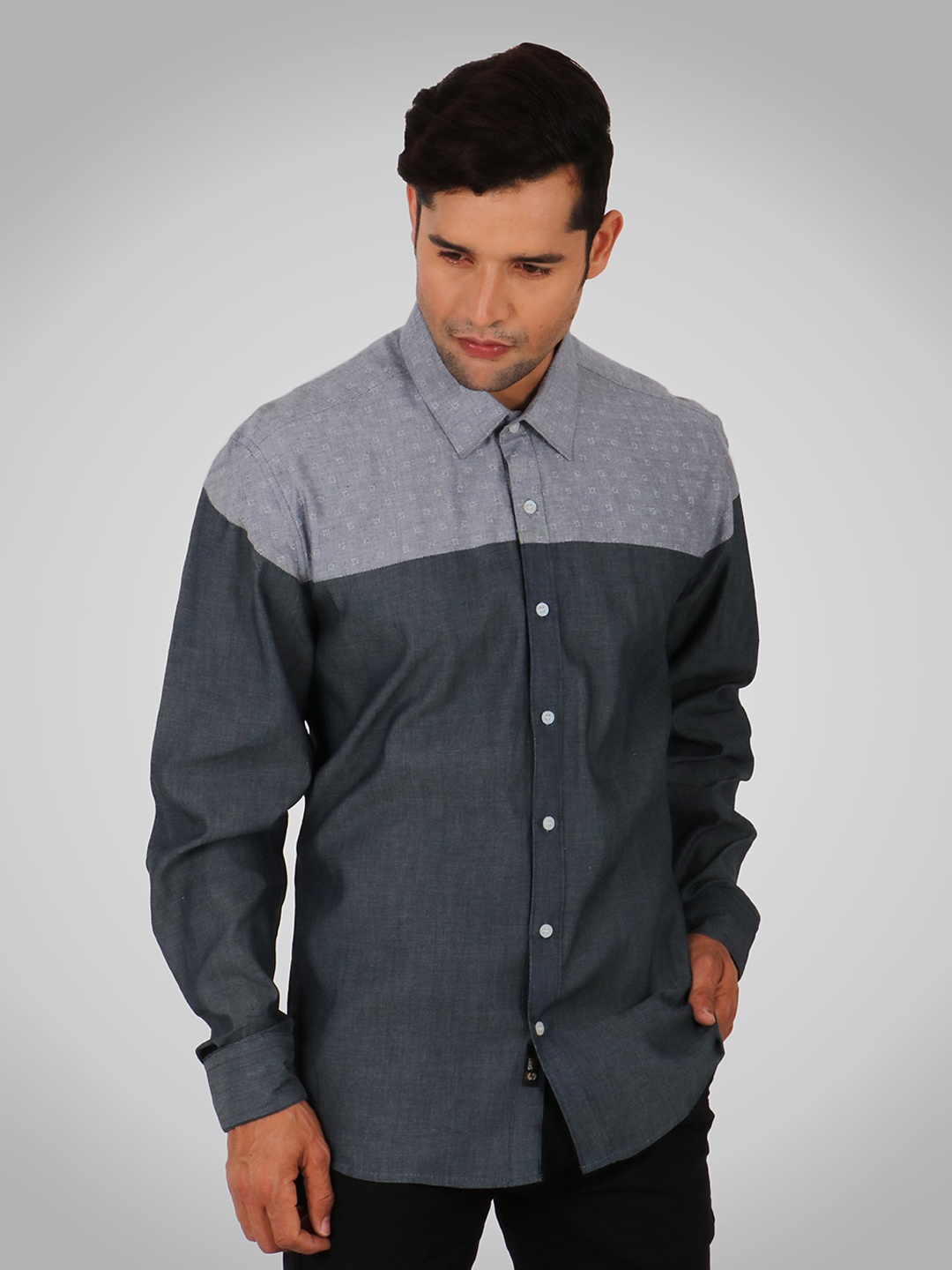 

SHIRT THEORY Men Blue Comfort Colourblocked Casual Shirt