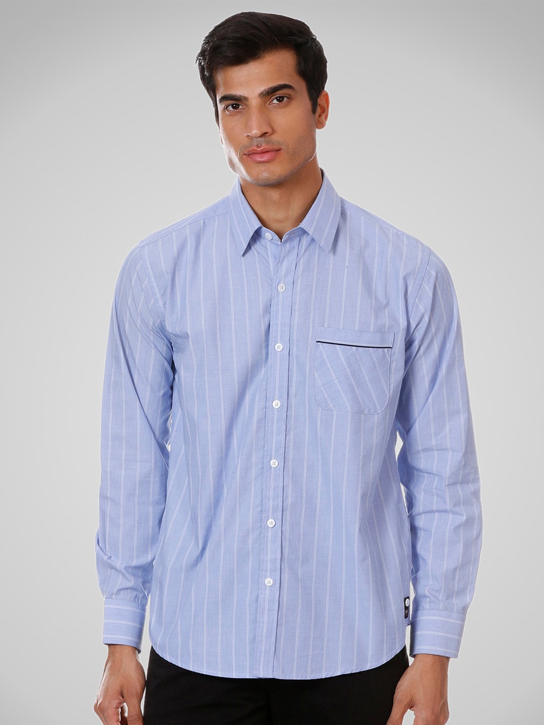 

SHIRT THEORY Men Blue Comfort Striped Casual Shirt