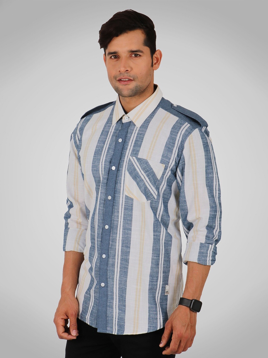 

SHIRT THEORY Men Blue Comfort Multi Stripes Striped Casual Shirt