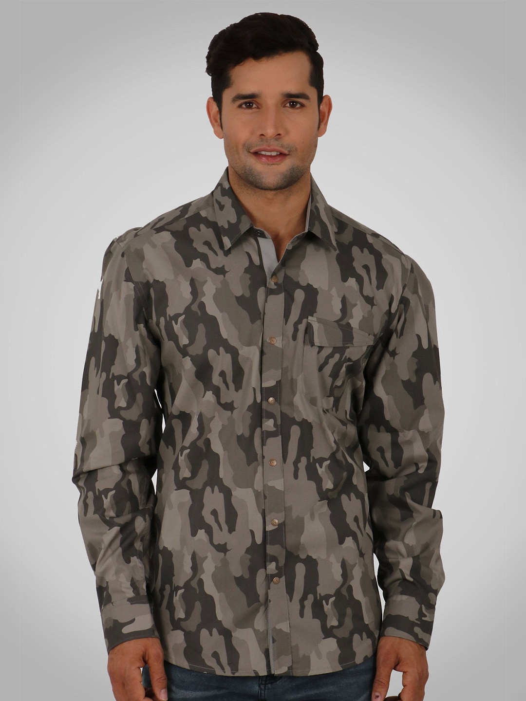 

SHIRT THEORY Men Beige Camouflage Printed Comfort Casual Shirt