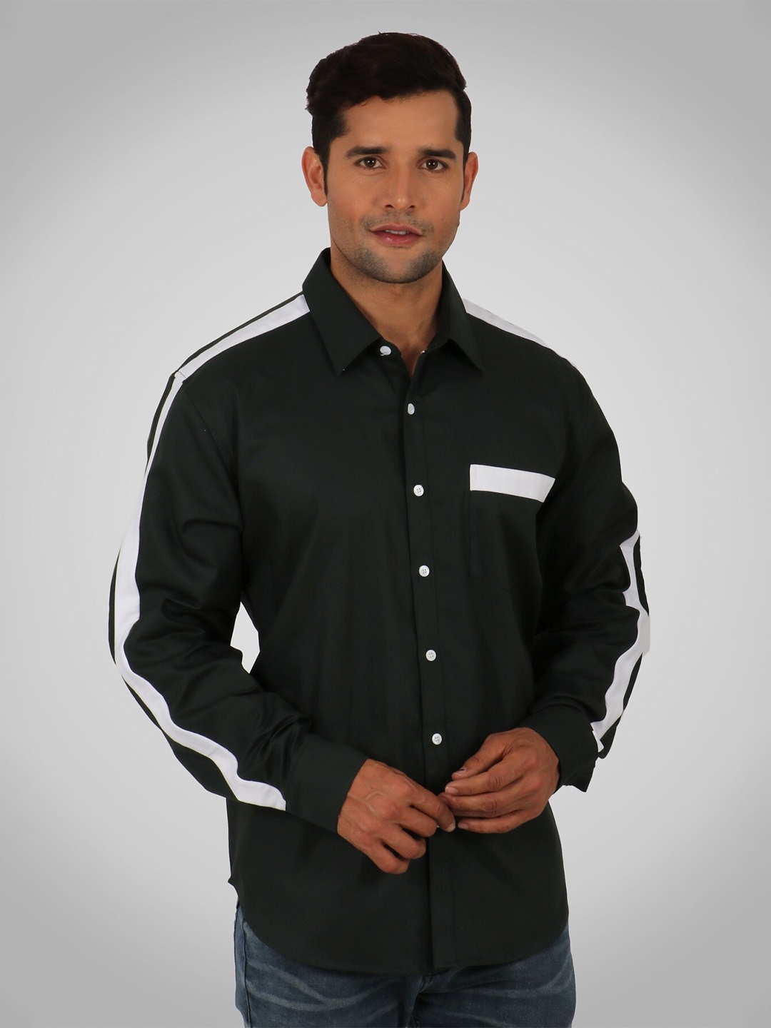 

SHIRT THEORY Men Green Solid Cotton Comfort Casual Shirt