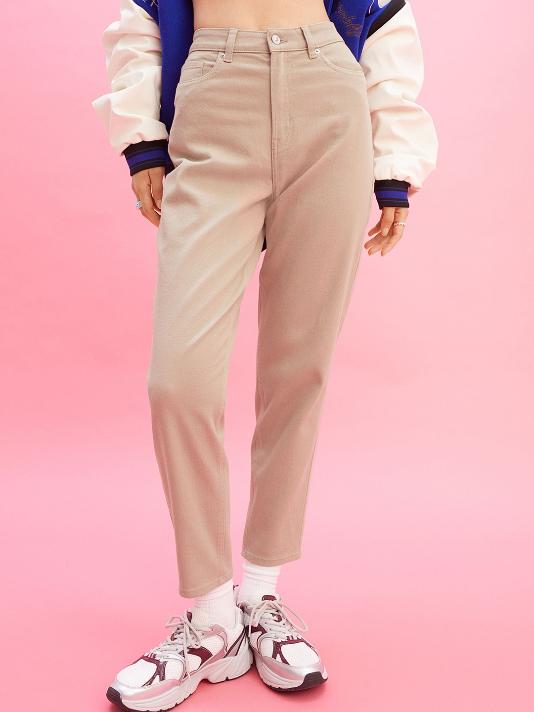 

H&M Women Beige Mom Loose Fit Twill Trousers