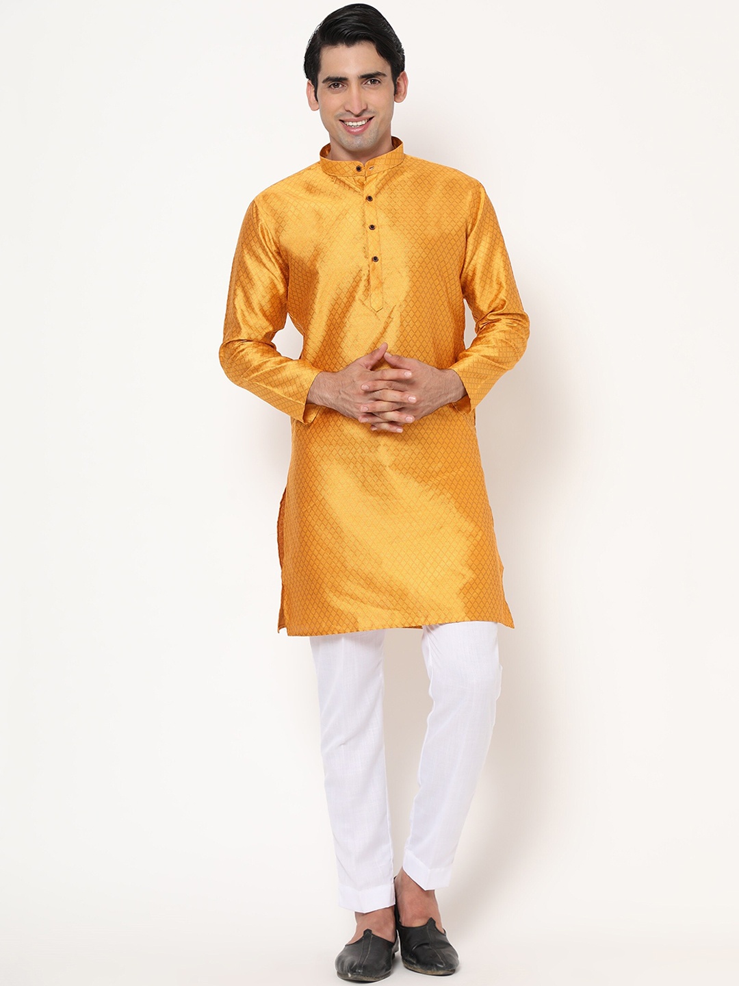 

GoStyle Men Mustard Yellow Pure Cotton Kurta Set