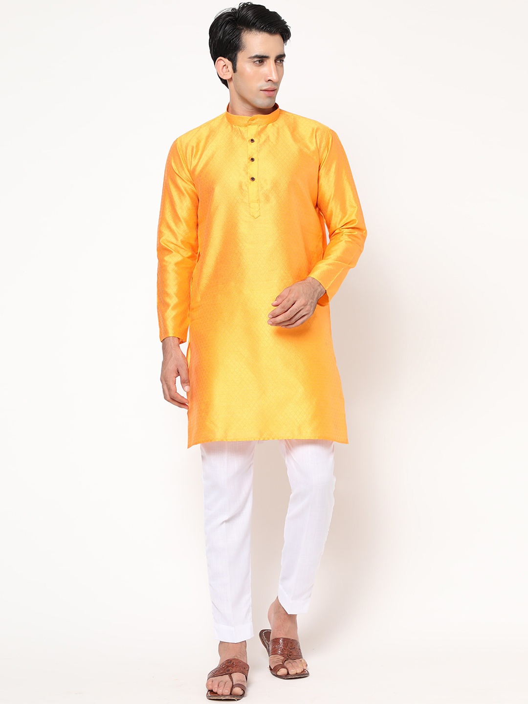 

GoStyle Men Peach-Coloured Pure Cotton Kurta with Pyjamas