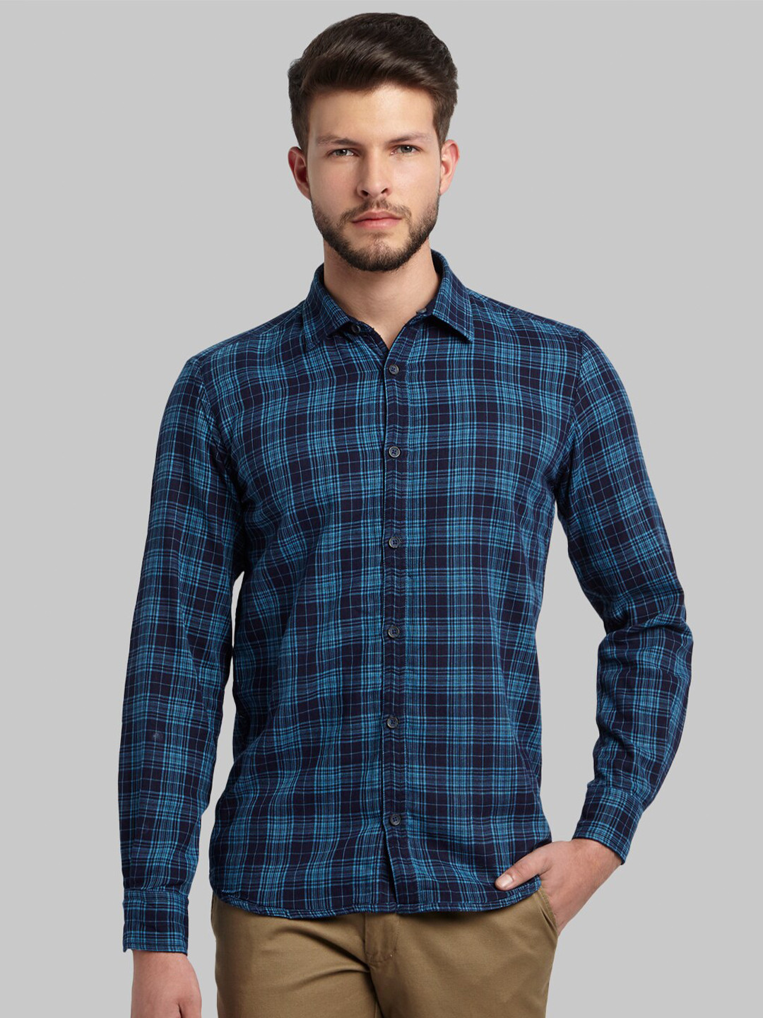 

Parx Men Blue Slim Fit Checked Cotton Casual Shirt