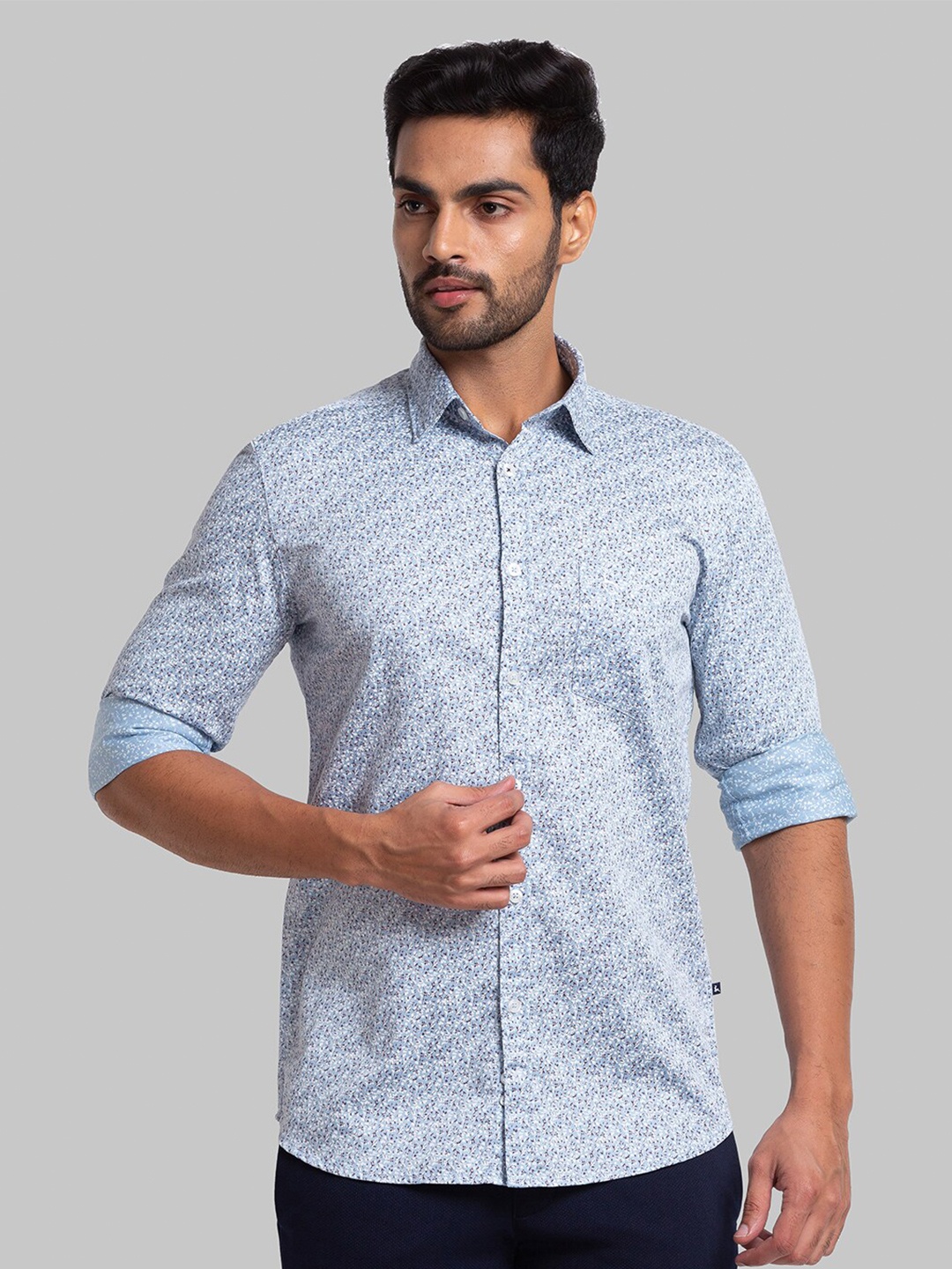 

Parx Men Blue Slim Fit Micro Ditsy Casual Shirt