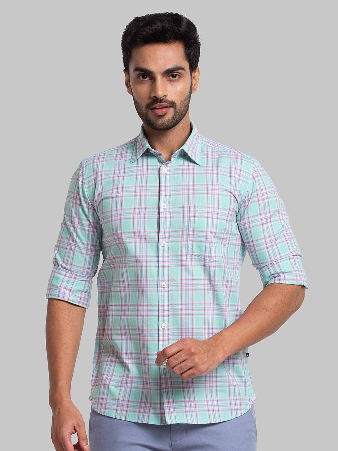 

Parx Men Blue & Pink Slim Fit Checked Casual Shirt