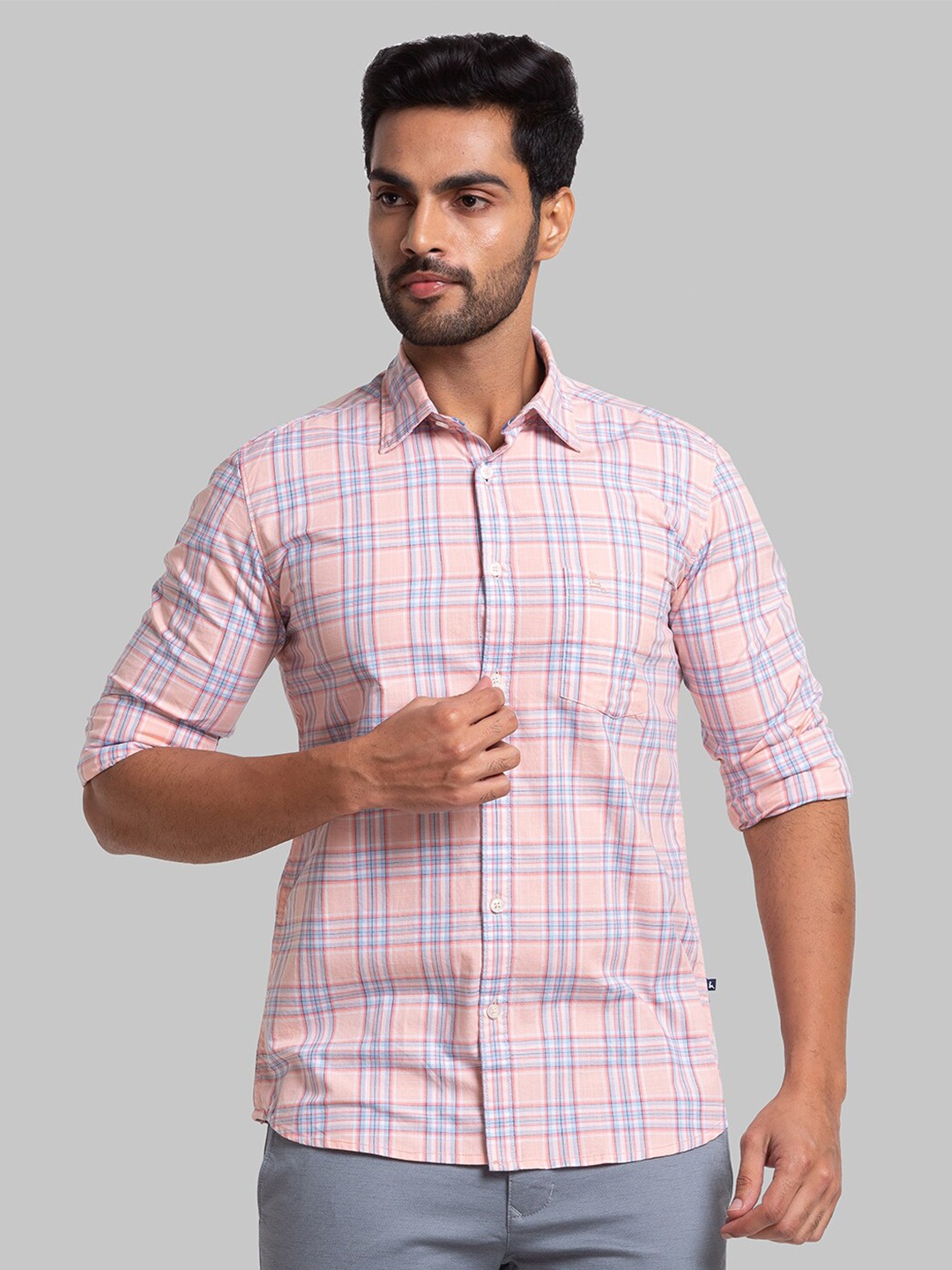 

Parx Men Red Slim Fit Checked Casual Roll-Up Sleeves Shirt
