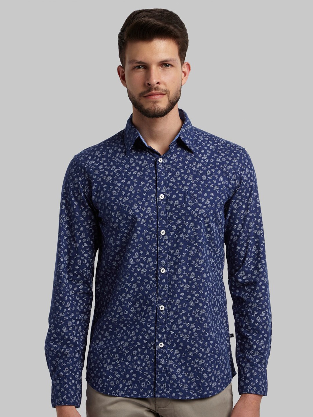 

Parx Men Blue Slim Fit Floral Printed Casual Shirt