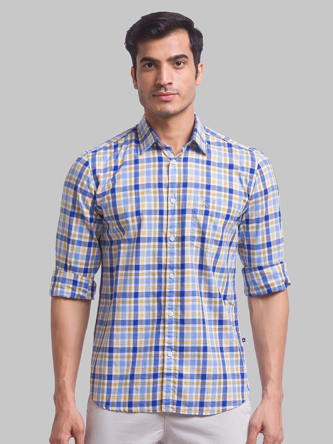 

Parx Men Yellow & Blue Slim Fit Checked Casual Shirt