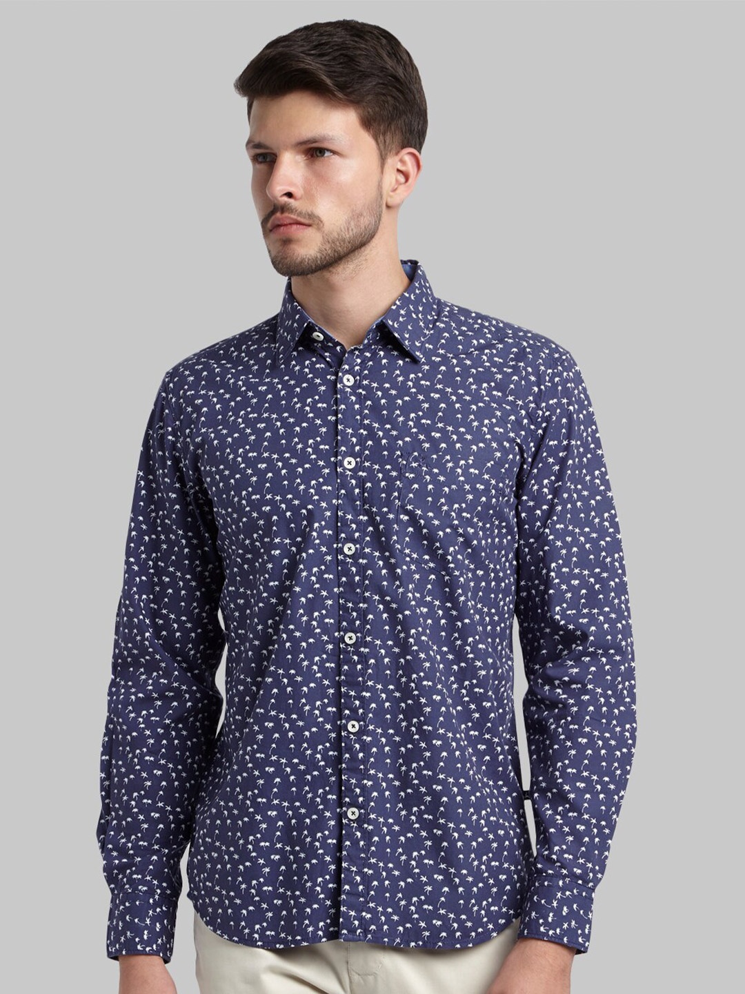 

Parx Men Blue Slim Fit Floral Printed Casual Shirt