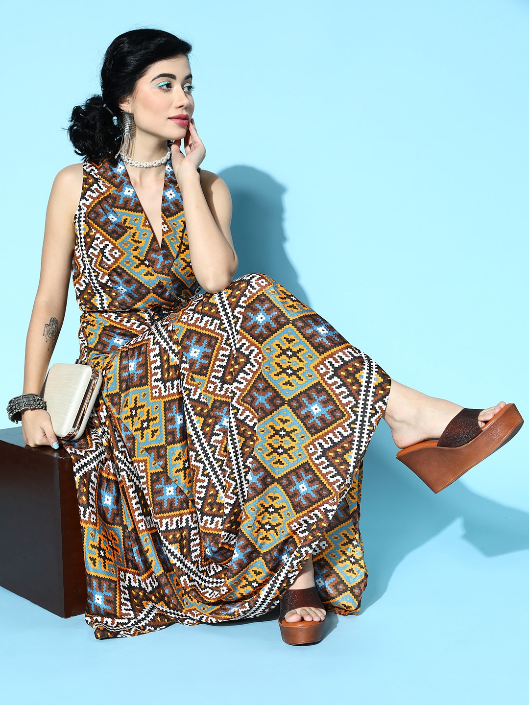 

Shae by SASSAFRAS Women Mustard Geometric Statement Collar Dress