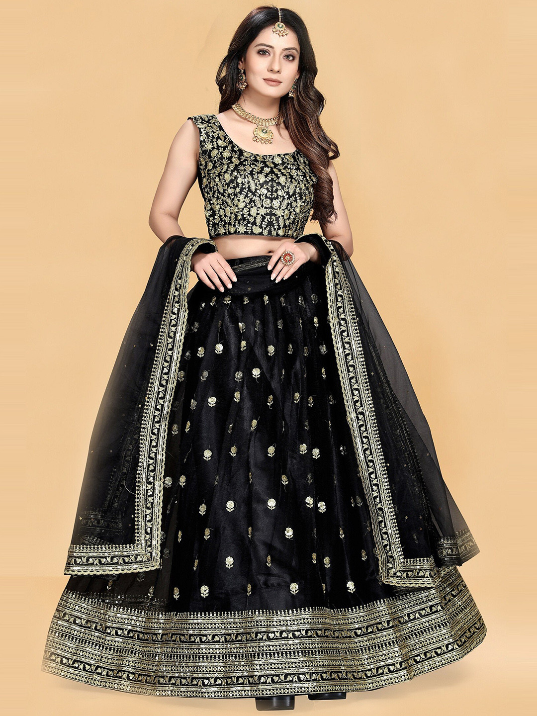 

Nityanta Fab Women Black & Silver-Toned Print Semi-Stitched Lehenga & Blouse With Dupatta