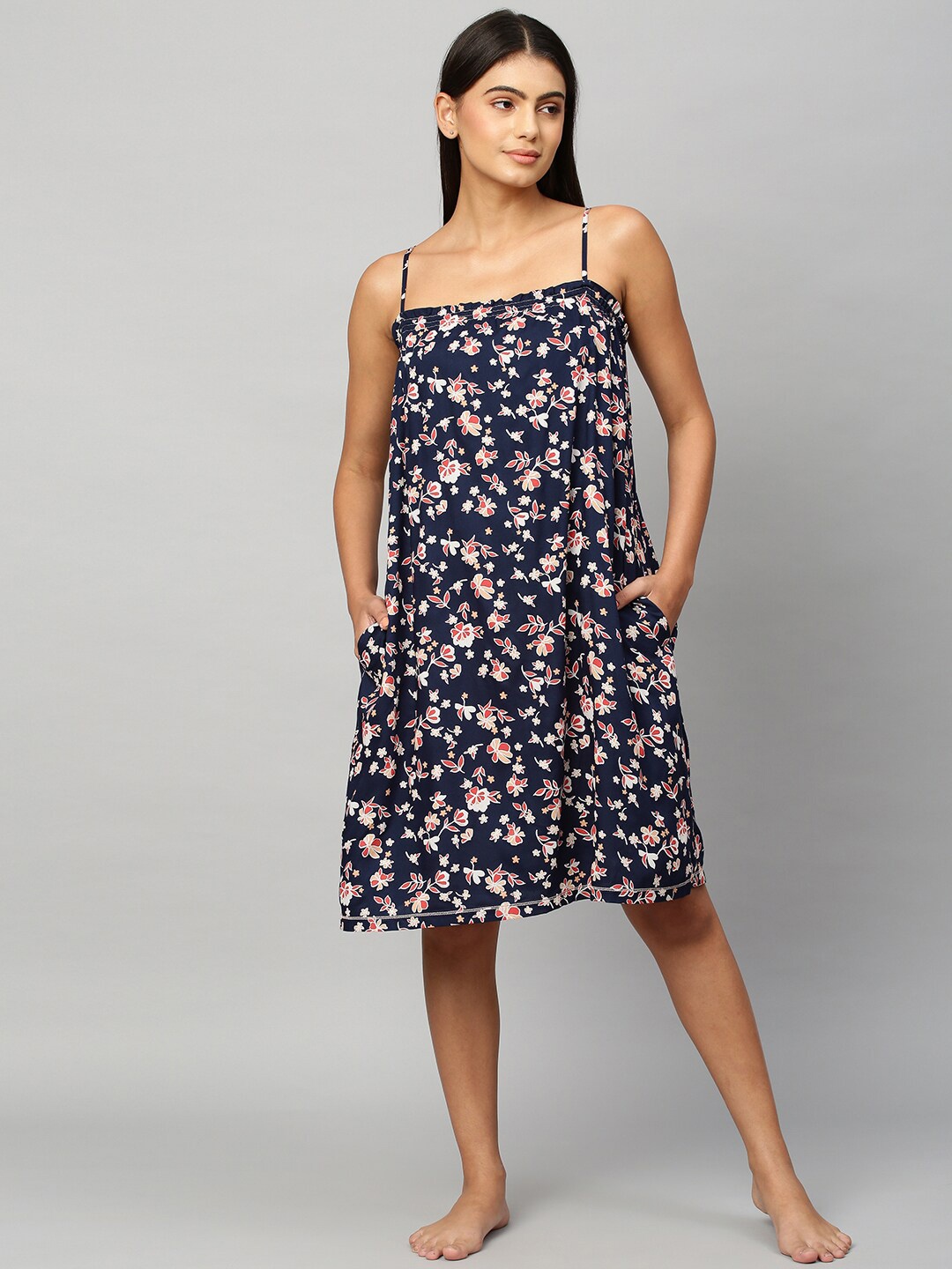 

Chemistry Navy Blue Printed Nightdress