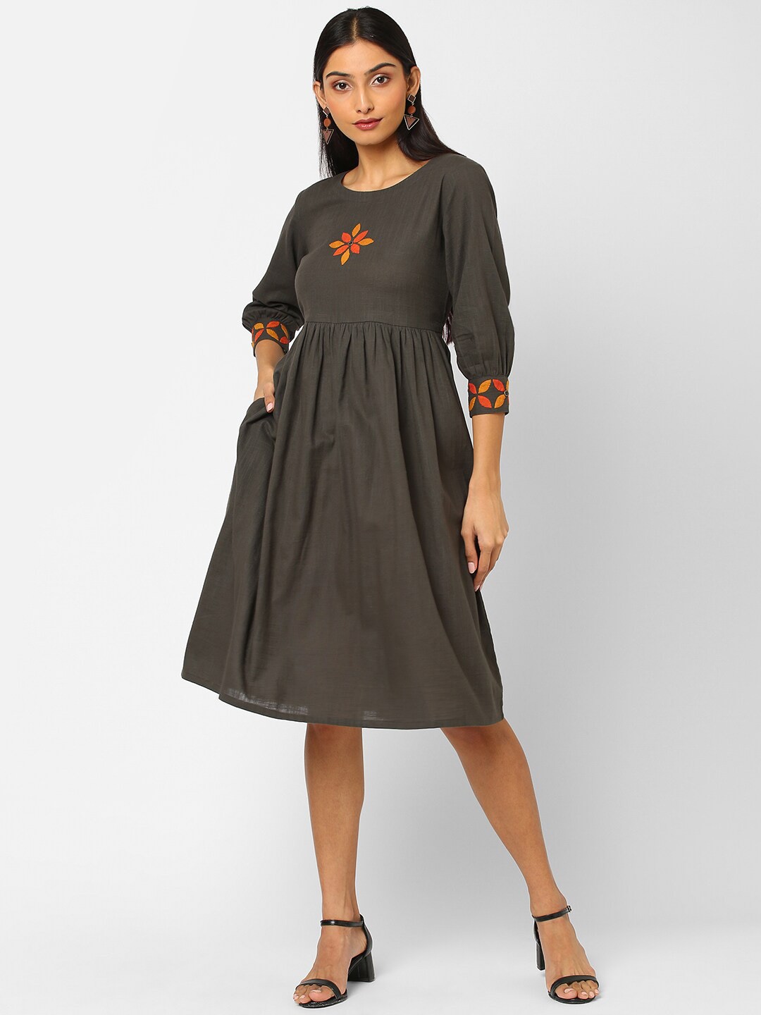 

KAMI KUBI Women Grey Cotton Dress
