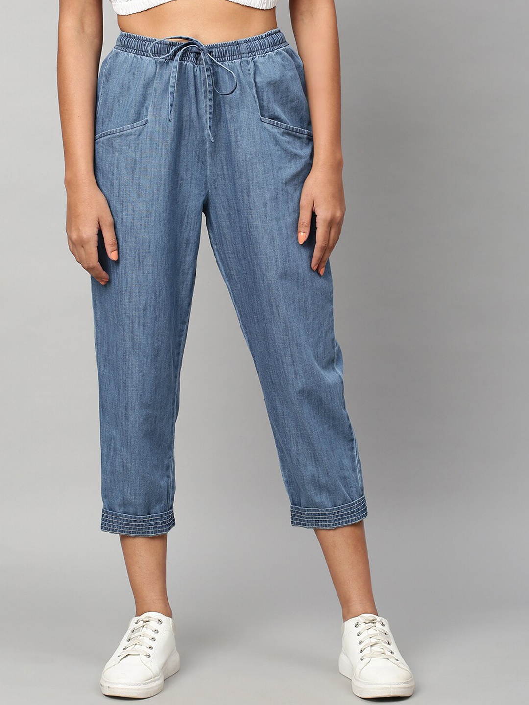 

Chemistry Women Blue Jogger Jeans