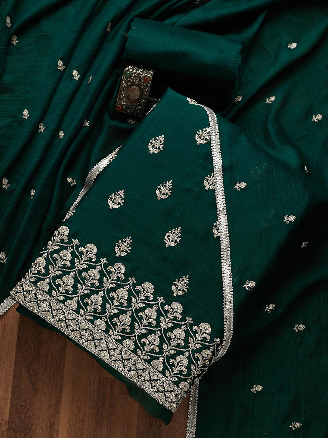 

Koskii Women Green & Silver-Toned Embroidered Art Silk Unstitched Dress Material