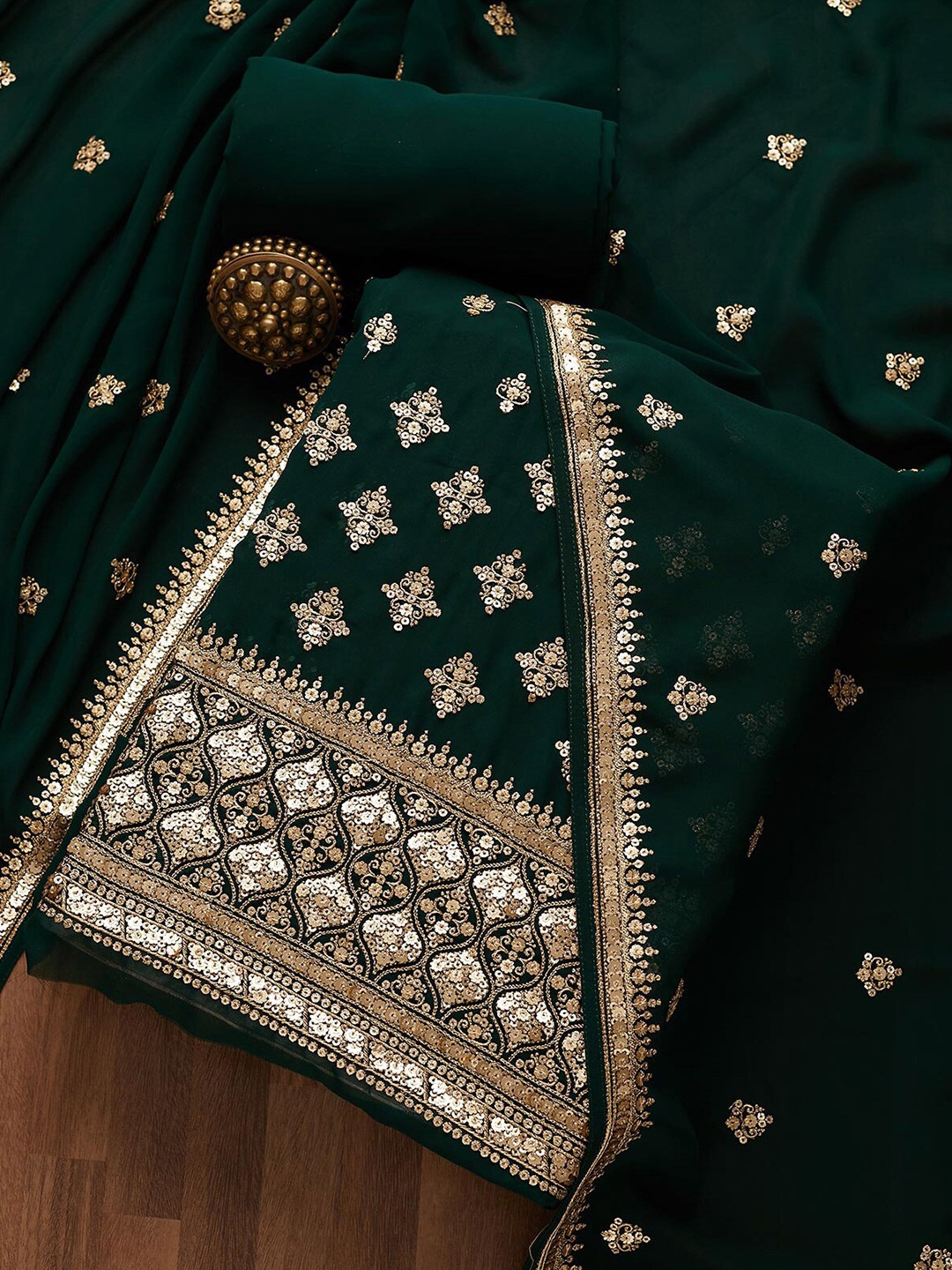 

Koskii Green & Gold-Toned Embroidered Unstitched Salwar Suit