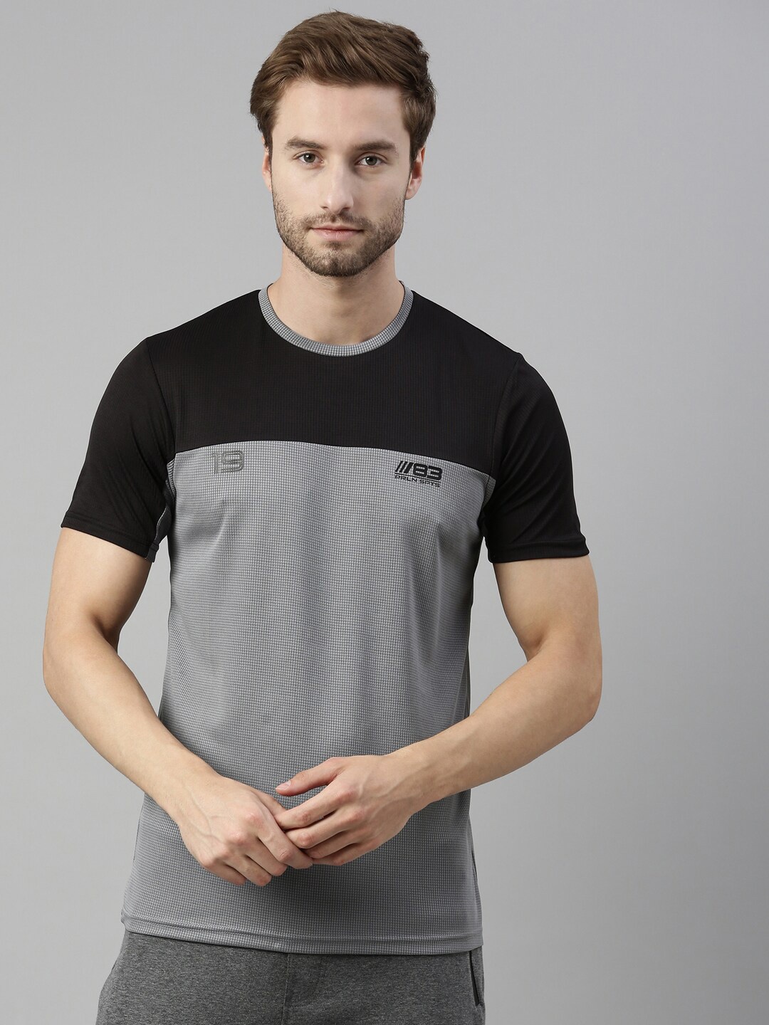 

Proline Active Men Black Colourblocked T-shirt
