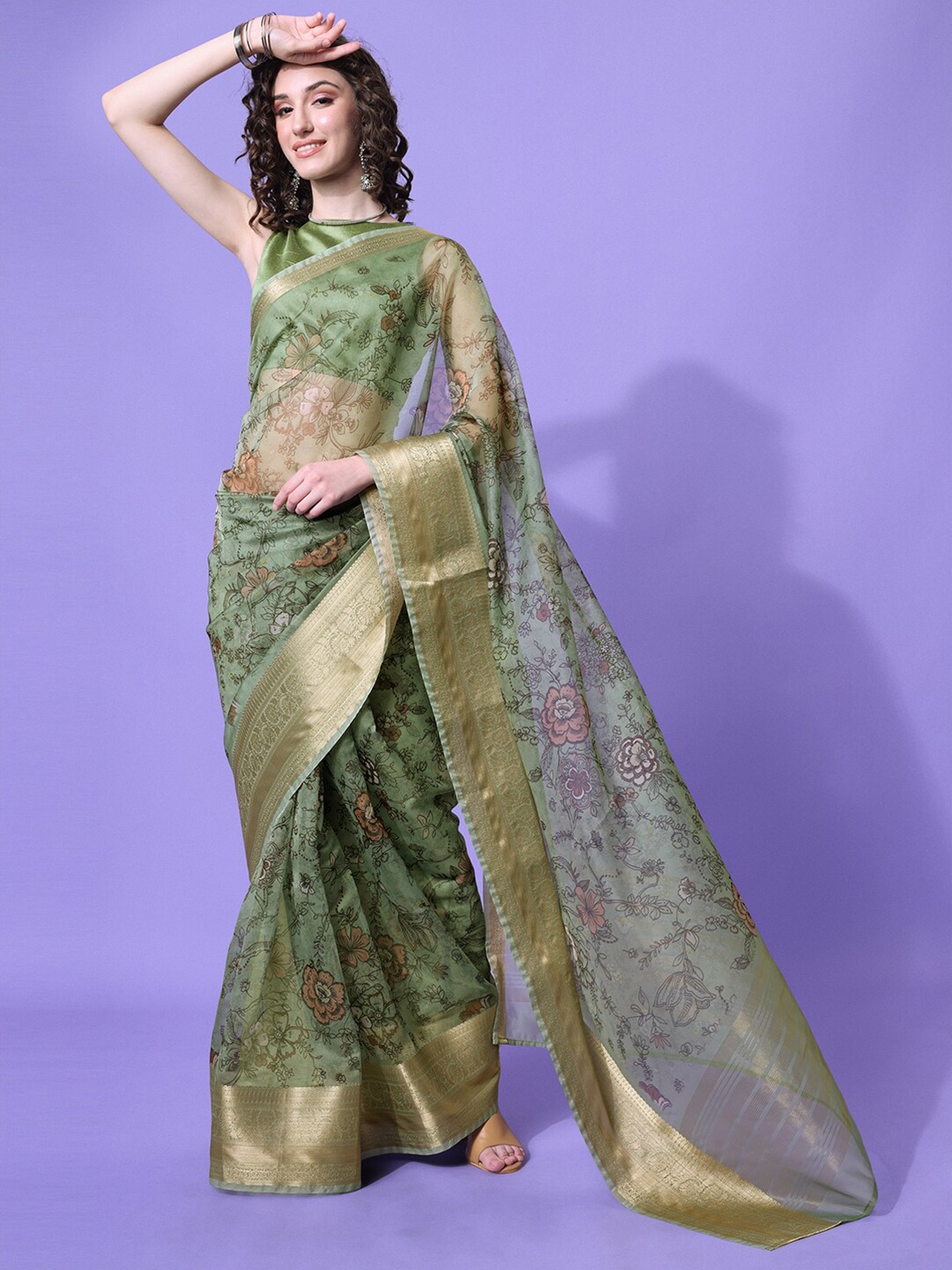 

Inddus Green & Gold-Toned Floral Zari Organza Saree