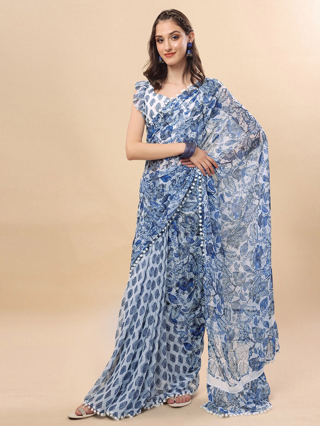 

Sangria Blue & White Floral Printed Saree