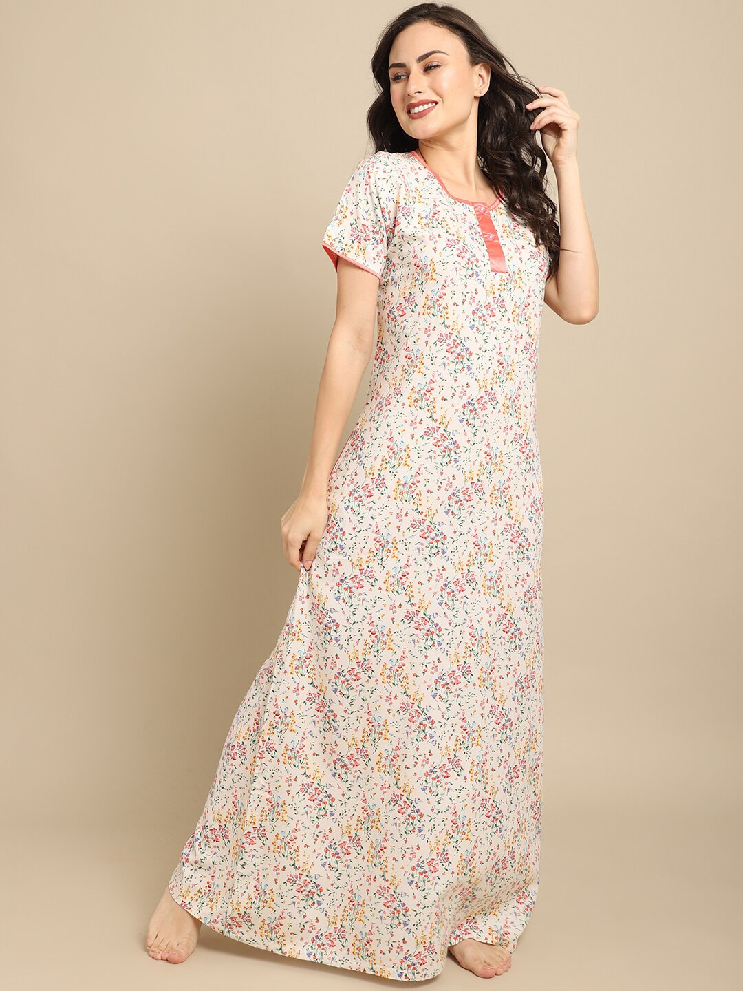 

Claura WOMEN White Printed Maxi Nightdress