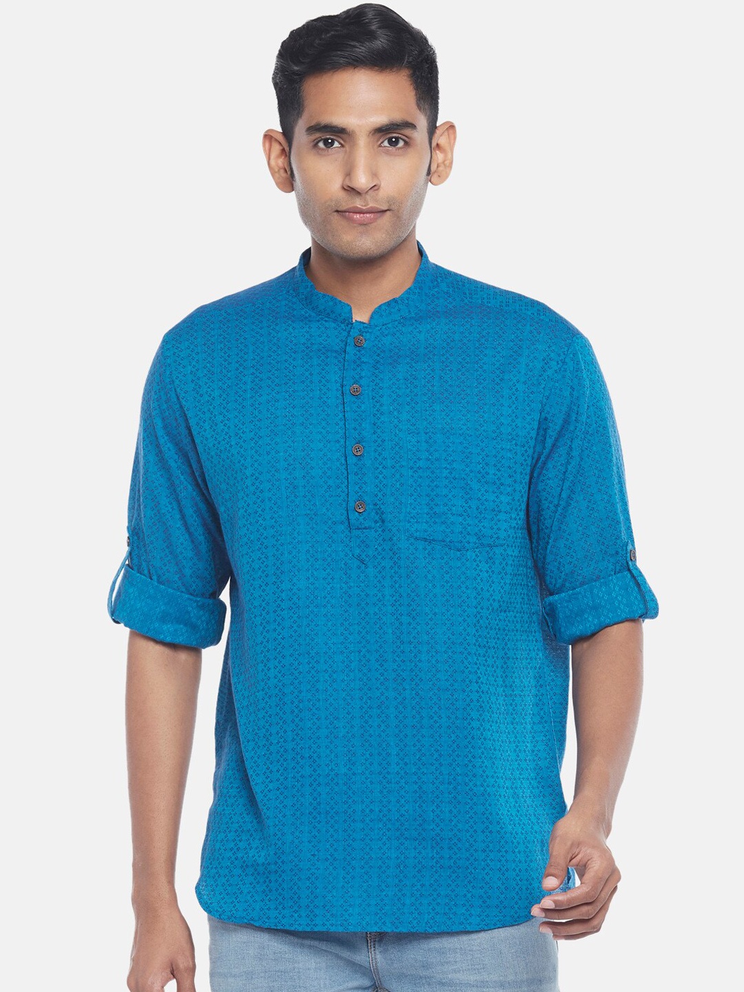 

indus route by Pantaloons Men Navy Blue Dobby Kurta