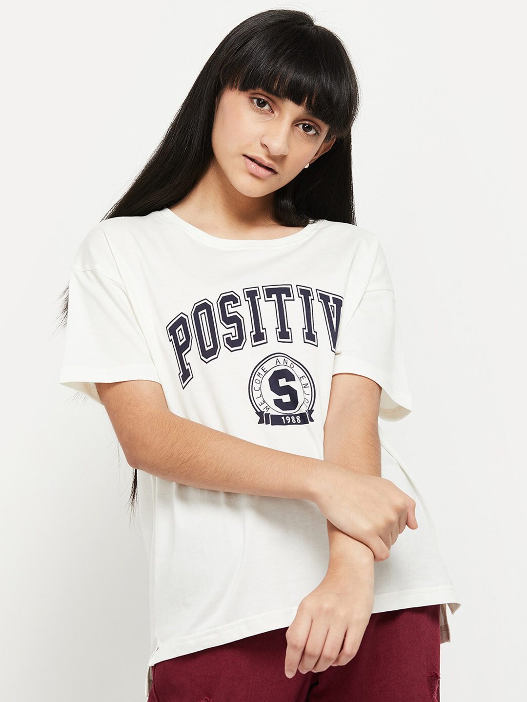 

Max Girls White Typography Printed T-shirt