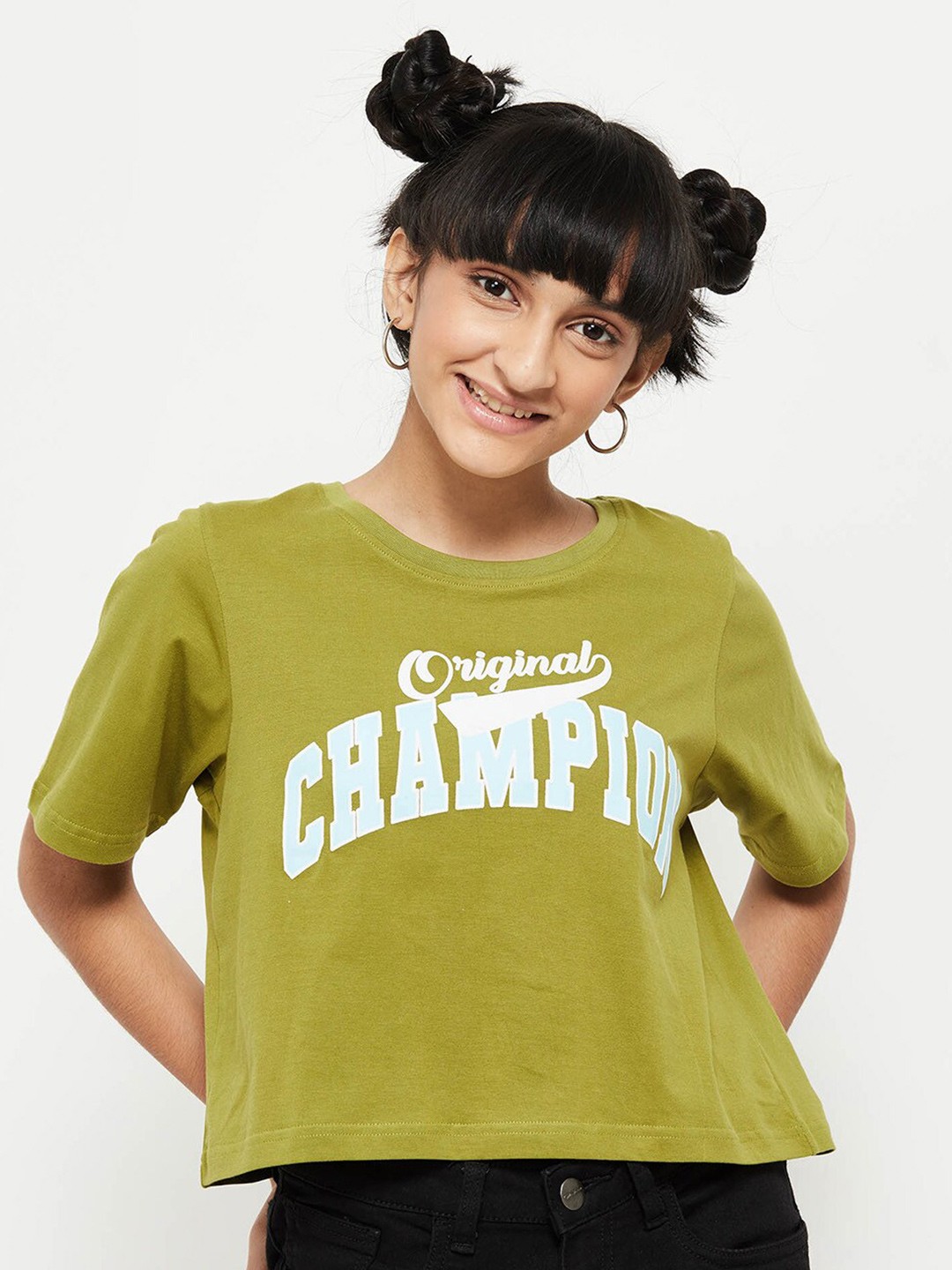 

max Girls Green Typography Printed T-shirt