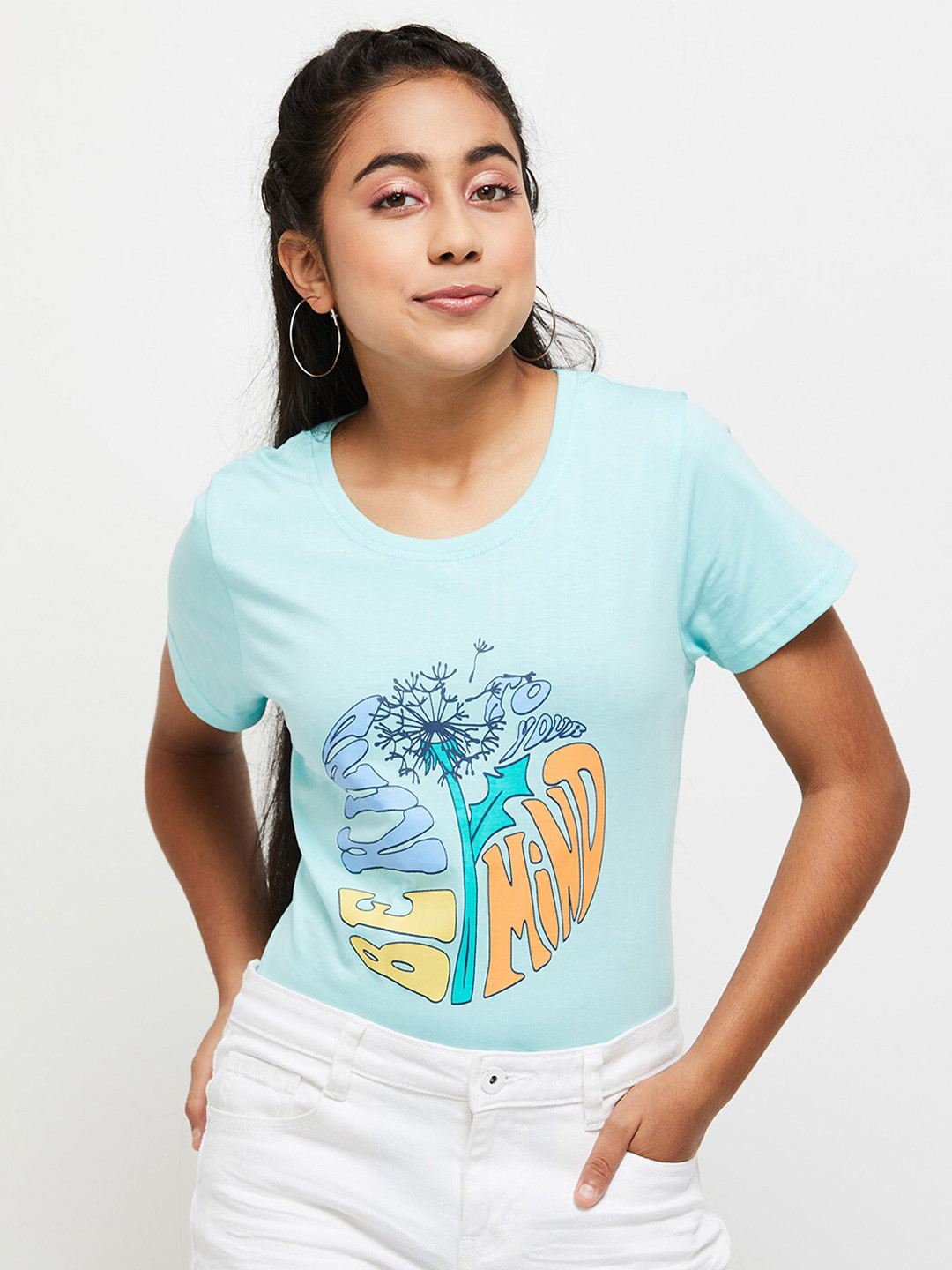 

max Girls Blue Typography Printed Extended Sleeves Raw Edge T-shirt
