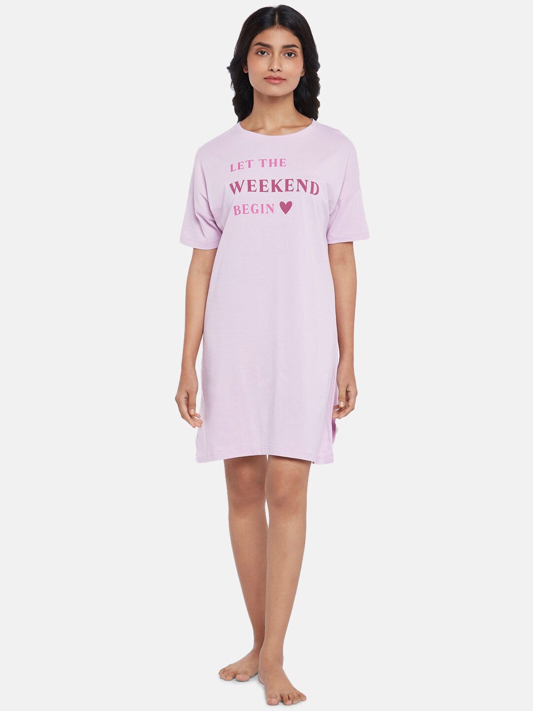 

Dreamz by Pantaloons Lavender Printed T-Shirt Nightdress