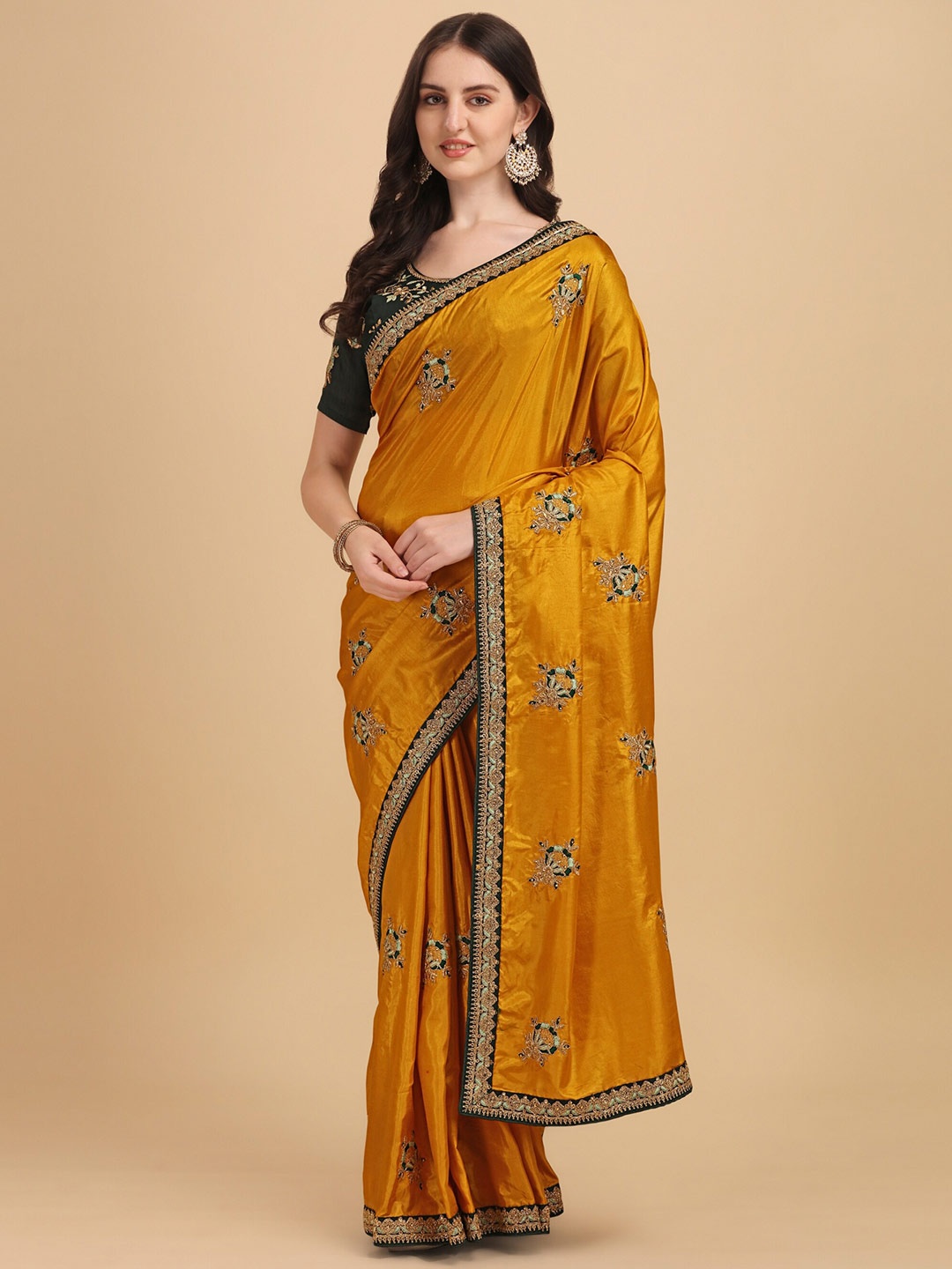 

Vaidehi Fashion Yellow & Green Floral Embroidered Silk Blend Heavy Work Saree