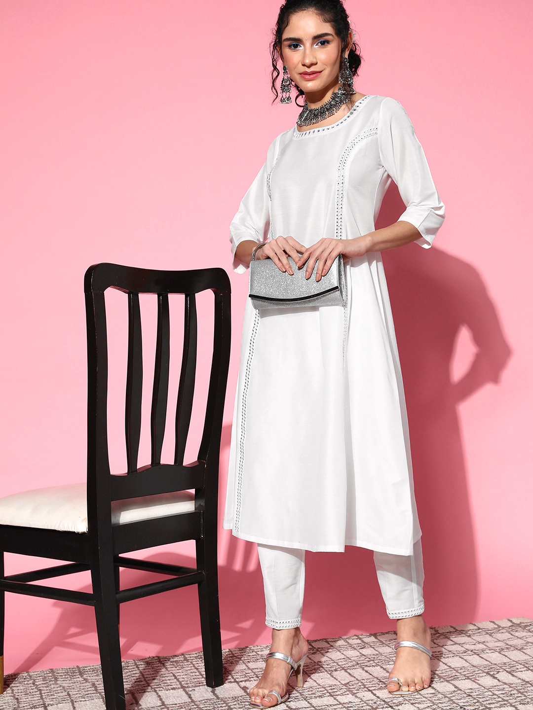 

Shae by SASSAFRAS Women White Art Silk Hyper Texture Kurta