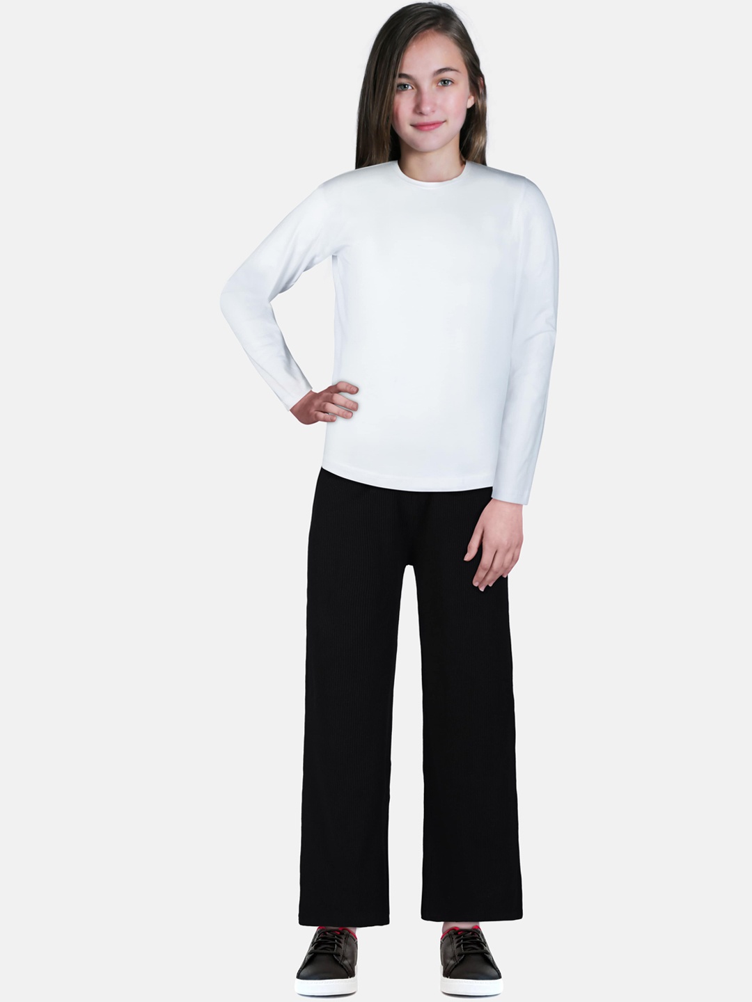 

Gini and Jony Girls Black Flared Trousers