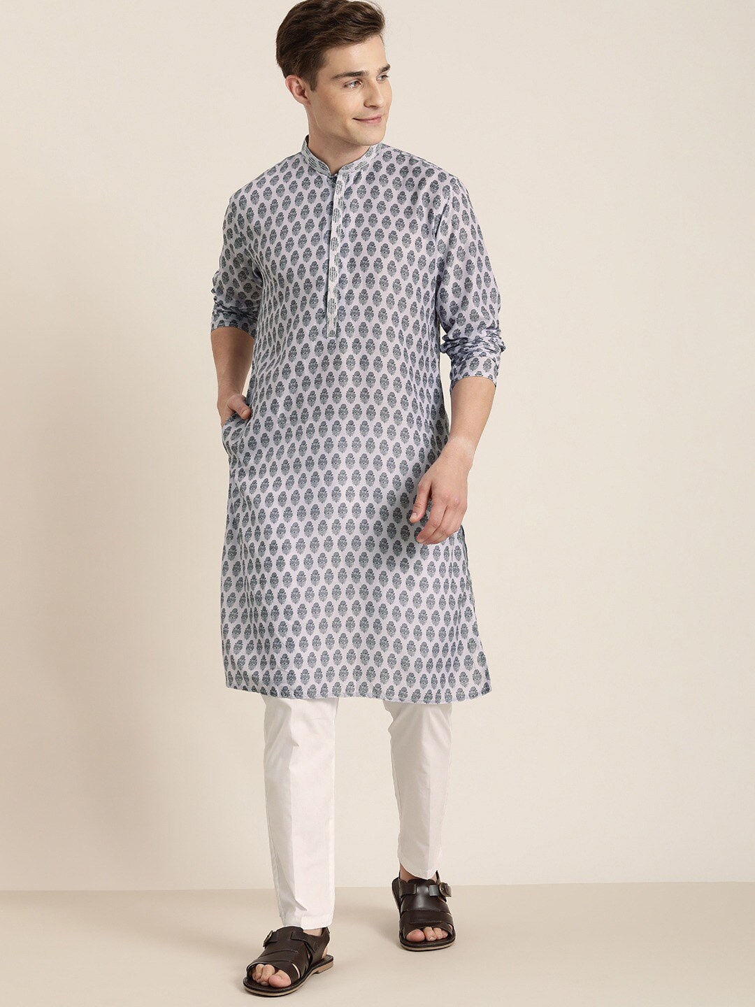 

VASTRAMAY Men Grey Ethnic Motifs Printed Kurta with Skirt