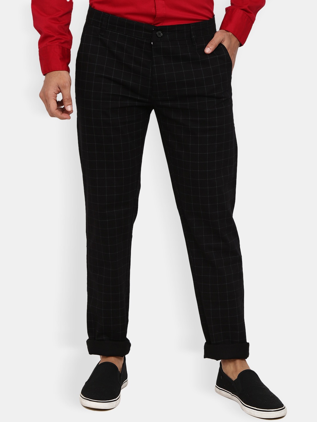 

V-Mart Men Black Checked Classic Slim Fit Chinos Trouser
