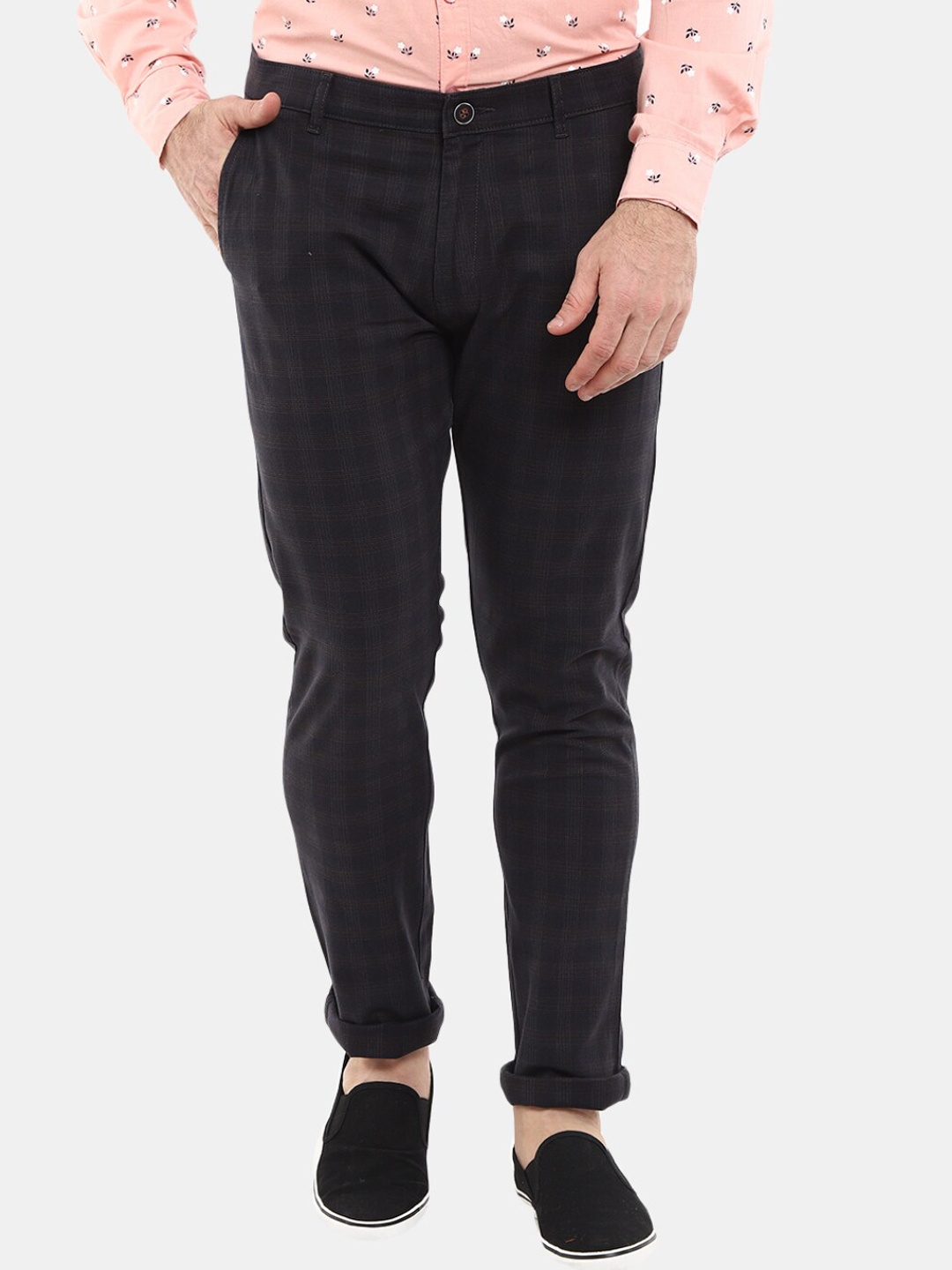 

V-Mart Men Brown Checked Classic Slim Fit Chinos Trousers