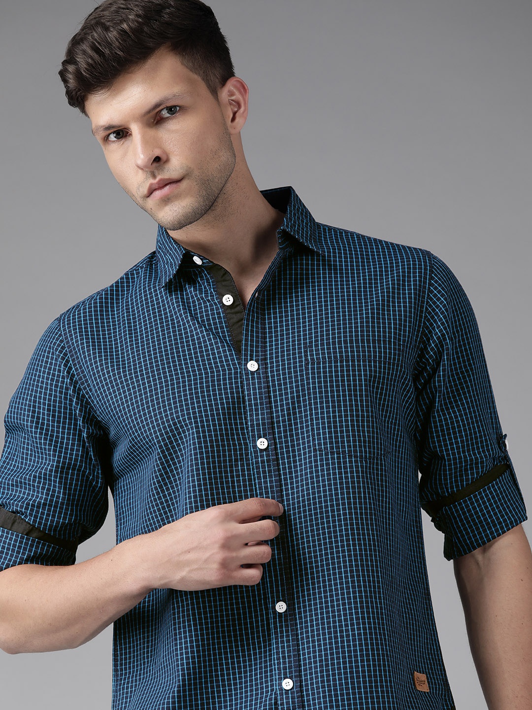 

Roadster Men Blue Standard Gingham Checks Pure Cotton Casual Shirt