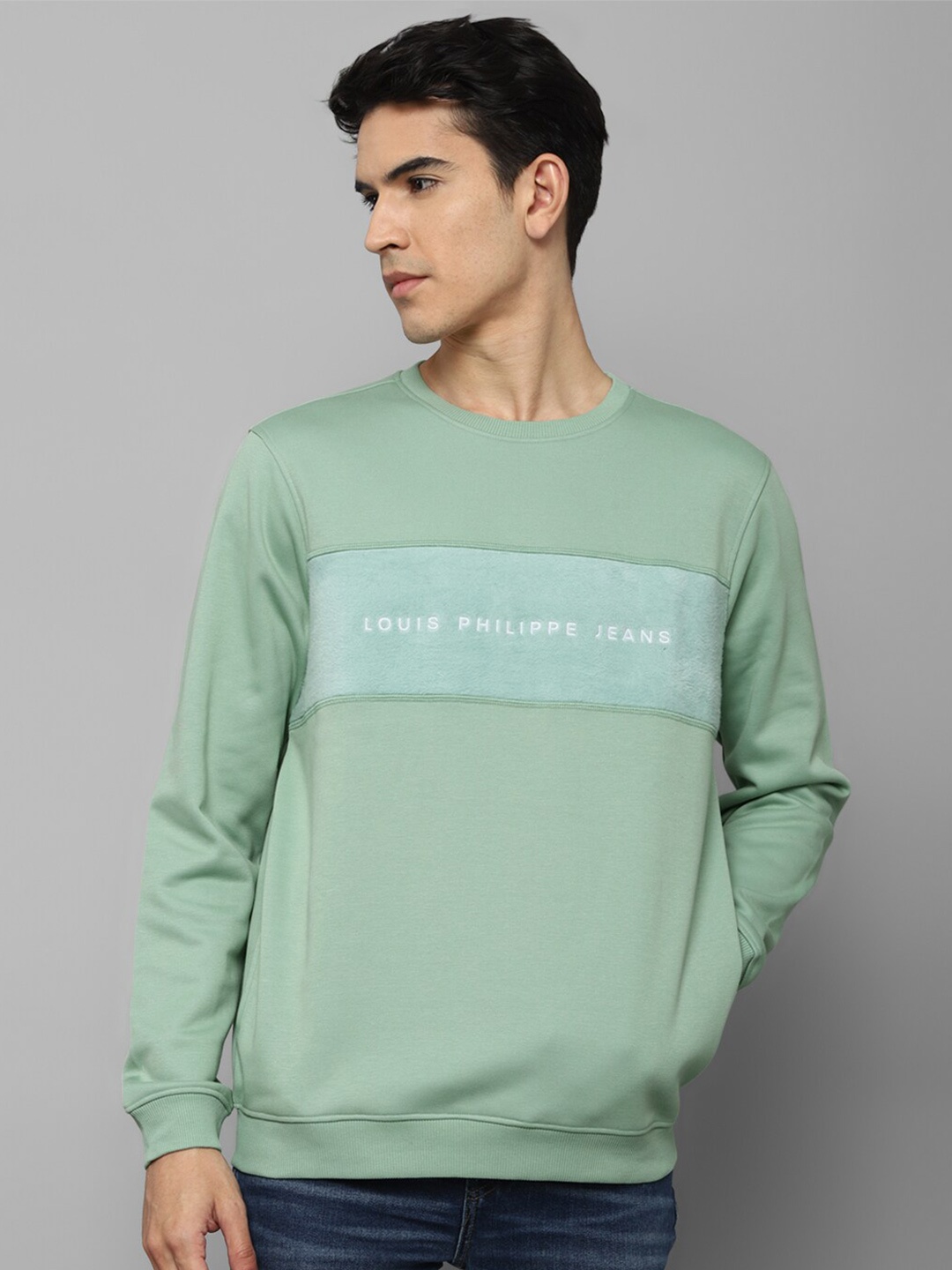 

Louis Philippe Jeans Men Green Printed Pure Cotton Sweatshirt