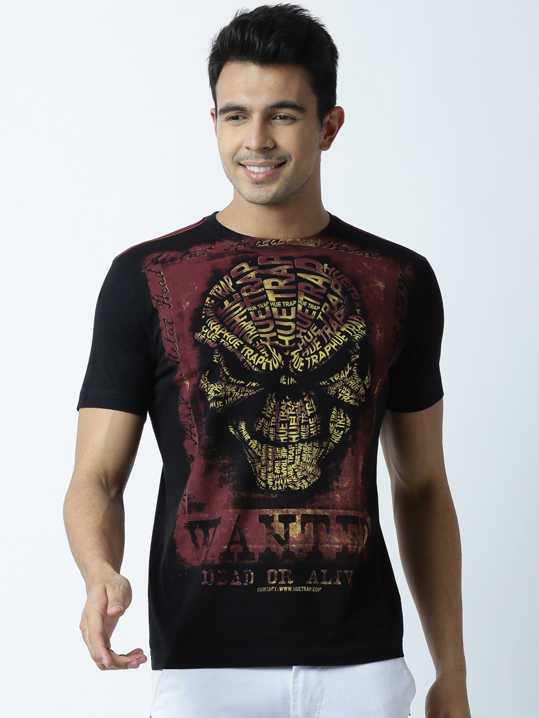 

Huetrap Men Black Printed Round Neck T-shirt