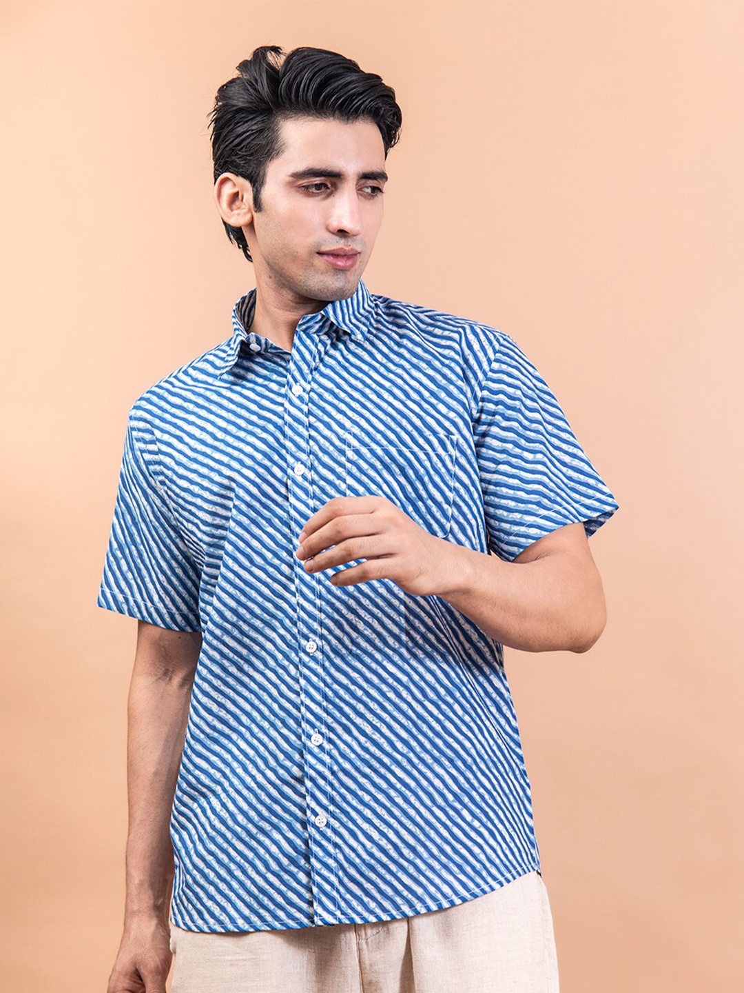 

Tistabene Men Blue Printed Casual Shirt