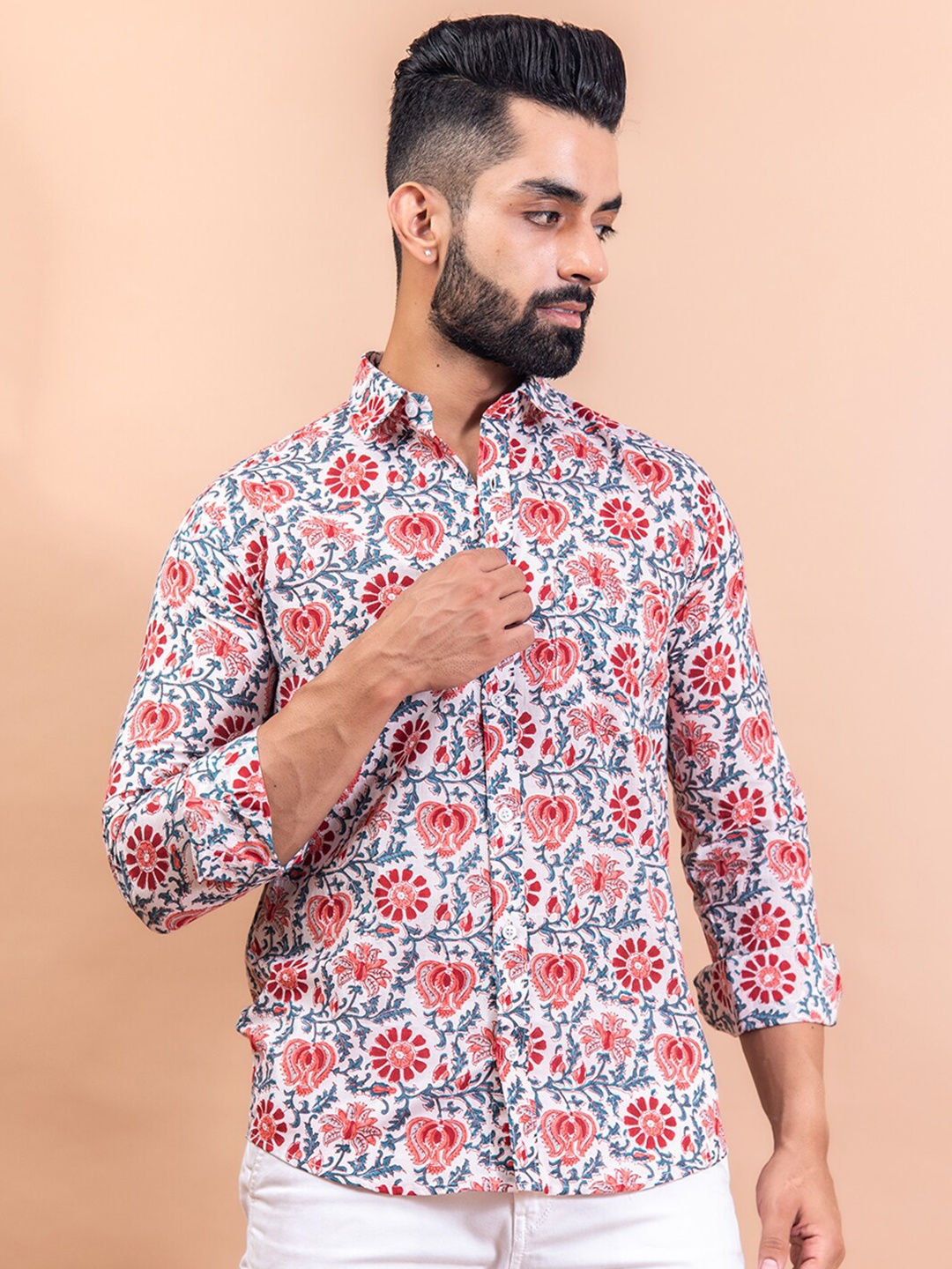 

Tistabene Men Off White Regular Fit Floral Printed Casual Shirt