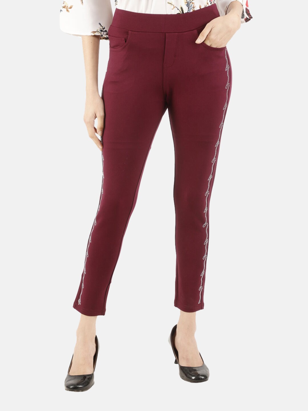 

V-Mart Women Maroon Solid Cotton Jeggings