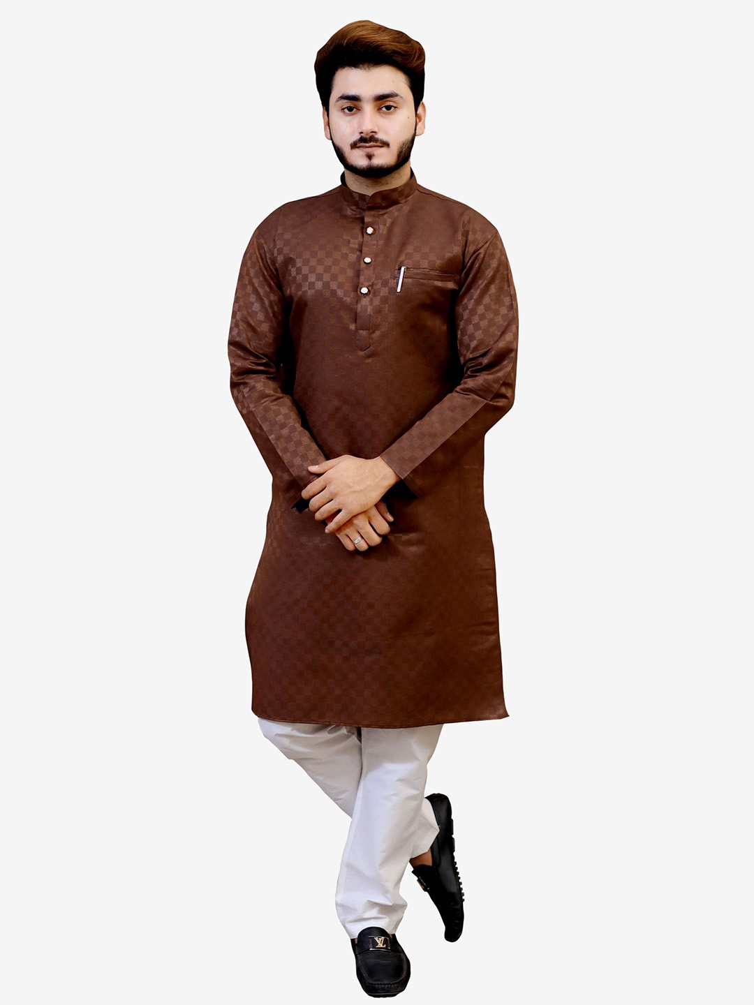 

Tibra Collection Men Brown Pure Cotton Kurta with Pyjamas
