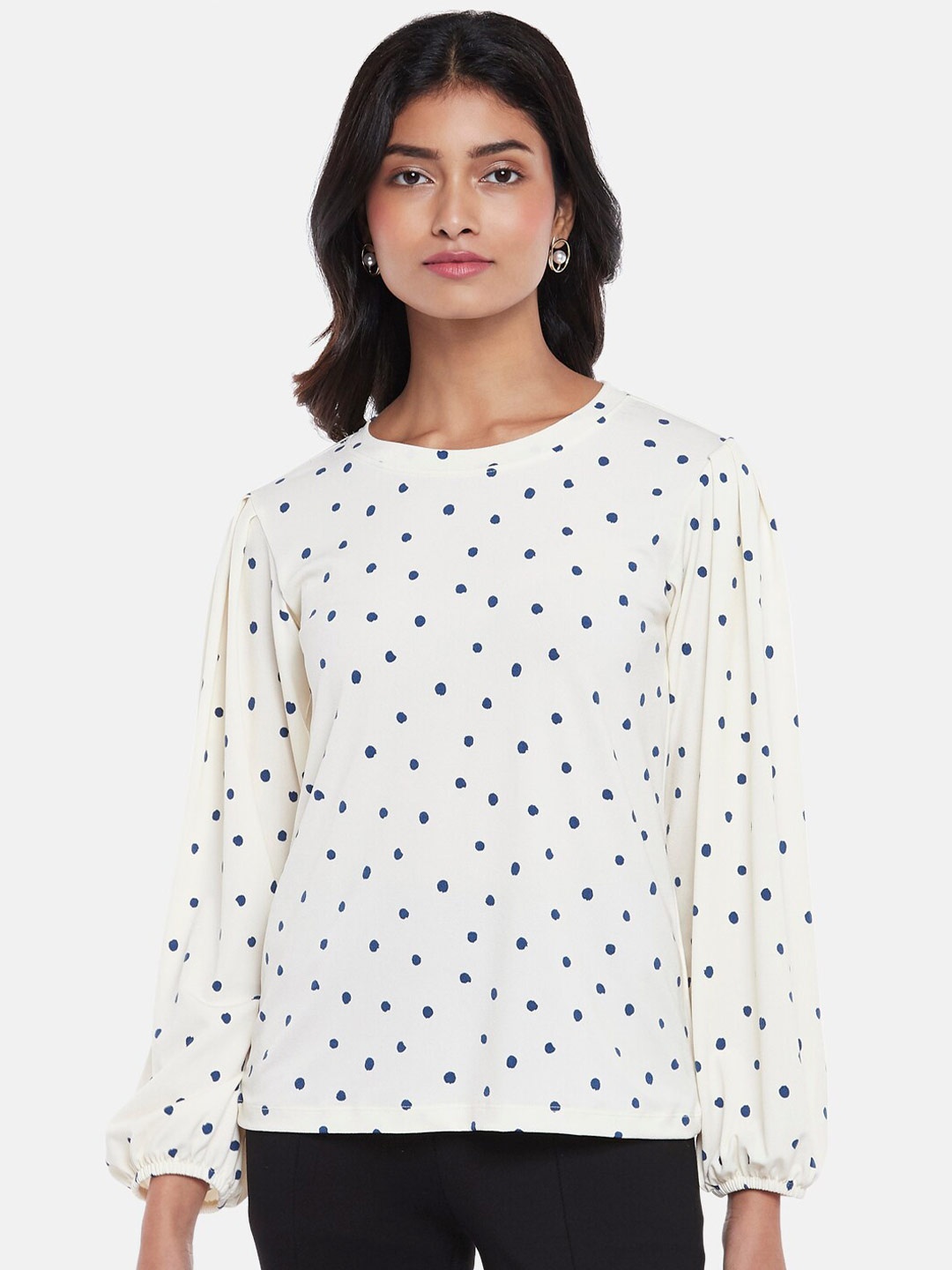 

Annabelle by Pantaloons Women Off White Cuffed Sleeve Printed Top