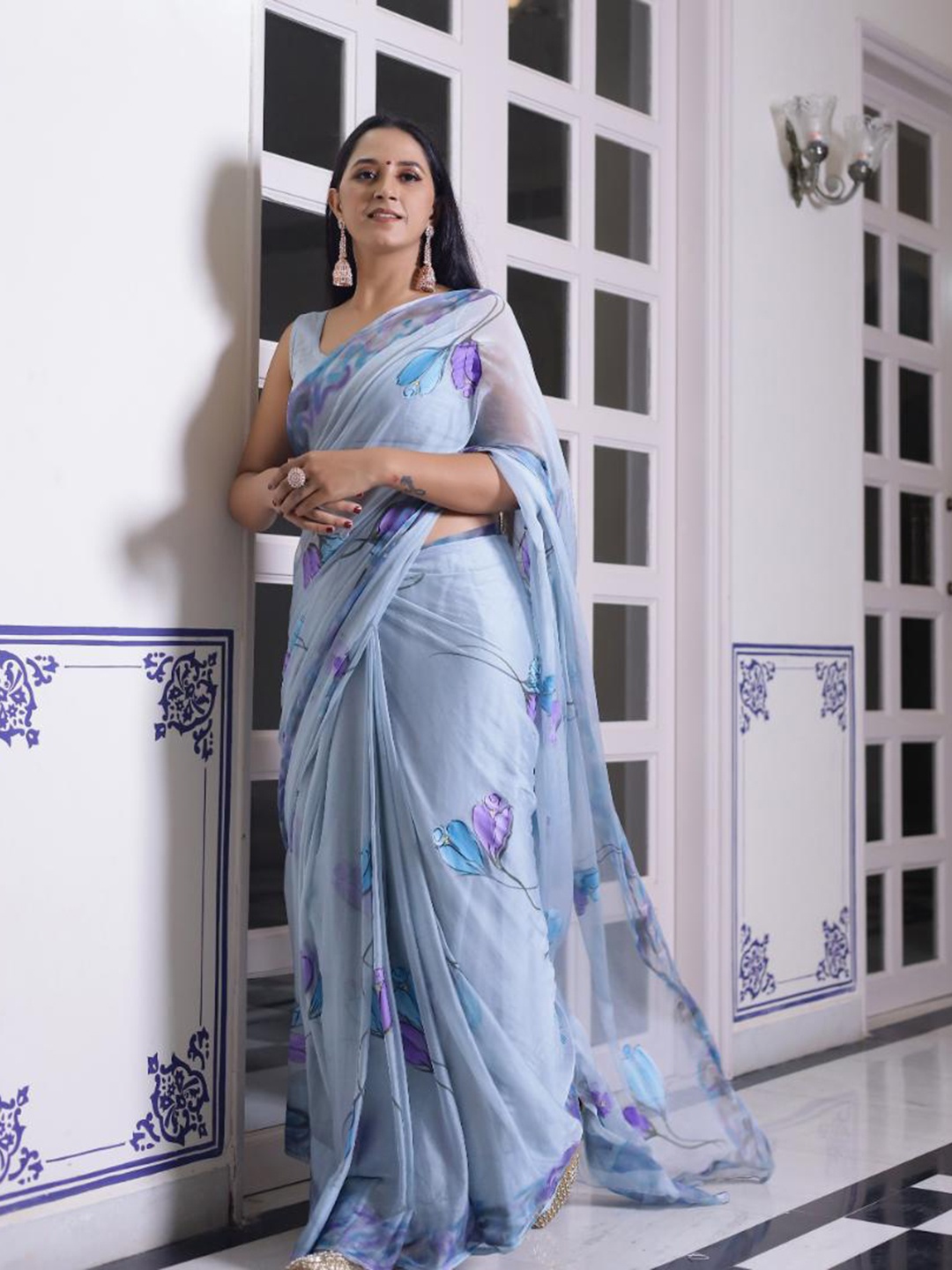 

Baisacrafts Grey & Blue Floral Pure Chiffon Saree