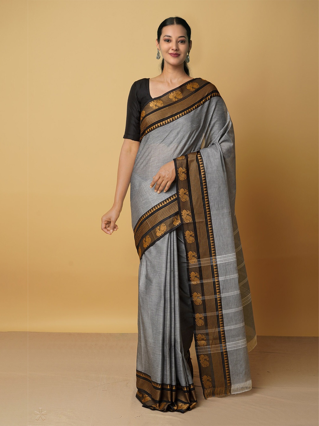 

Unnati Silks Grey & Black Pure Cotton Kanjeevaram Saree
