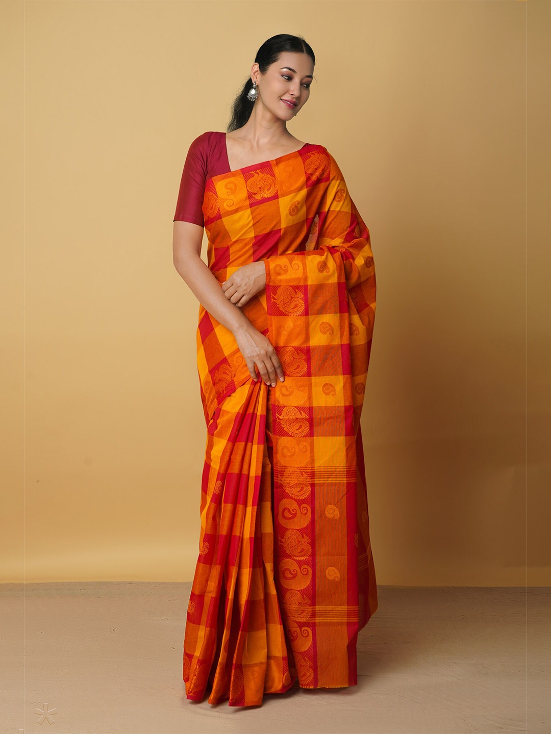 

Unnati Silks Red & Orange Checked Pure Cotton Handloom Chettinad Saree