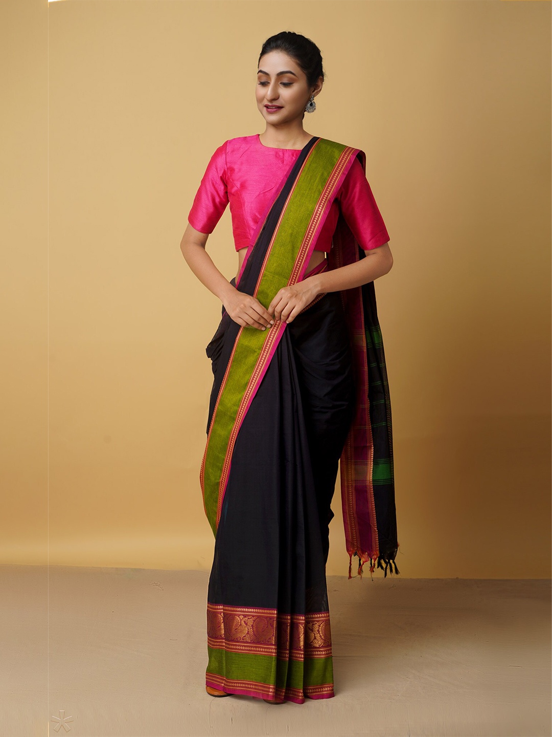 

Unnati Silks Black & Green Pure Cotton Chettinad Saree
